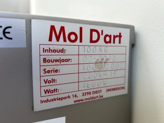 Mol d Art Chocolate Moulding Machine Pic 10